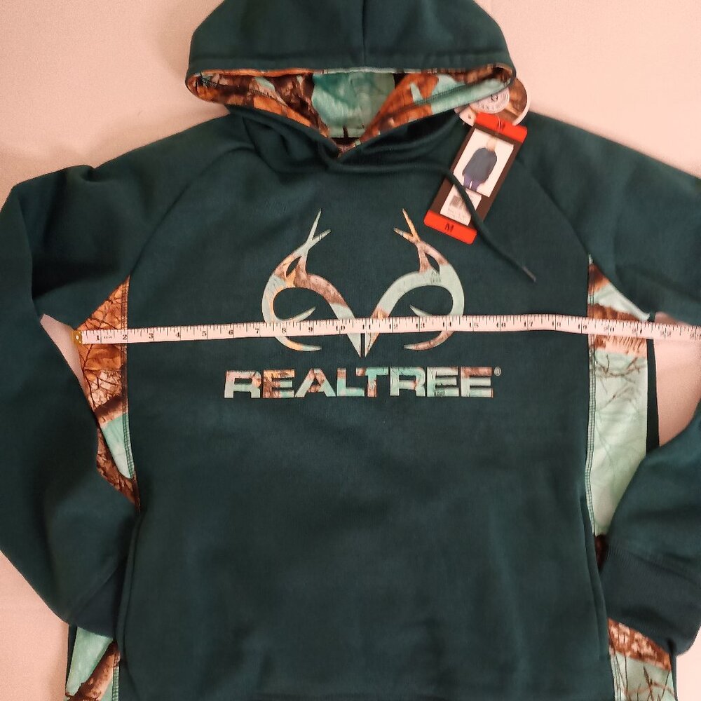 Realtree Women’s Green Camo Accent Hoodie Sweatshirt Kangaroo Pocket Size M NWT - Picture 12 of 16